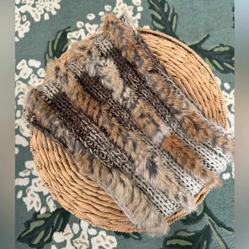 Bujibaja Rabbit Fur Scarf